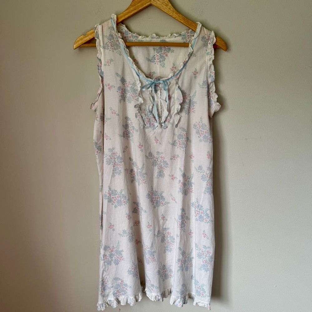 VTG Laura Ashley Cottage Core  Floral Cotton Ruffle Sleeveless Nightgown